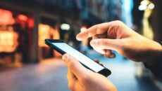 হাতকড়া খুলে পুলিশের কাছ থেকে পালাল আসামি