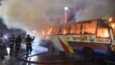 ‘রামপুরায় বাসে আগুন, এত অল্প সময়ে তারা লাইভে গেল কীভাবে?’