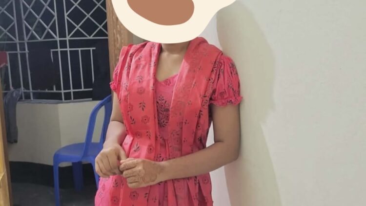 পরকিয়ার টানে টাকা ও স্বর্ণালংকারসহ প্রবাসী স্বামীর ঘর ছেড়ে মিথ্যা মামলা।