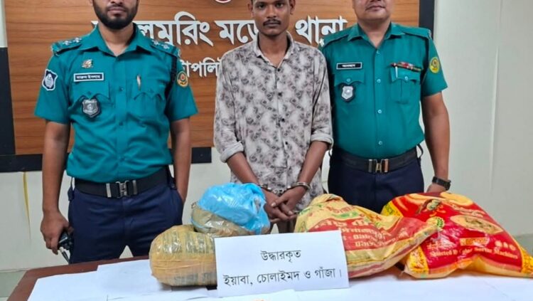 ডবলমুরিংয়ে ইয়াবা, চোলাই মদ ও গাঁজাসহ মাদক কারবারি গ্রেফতার