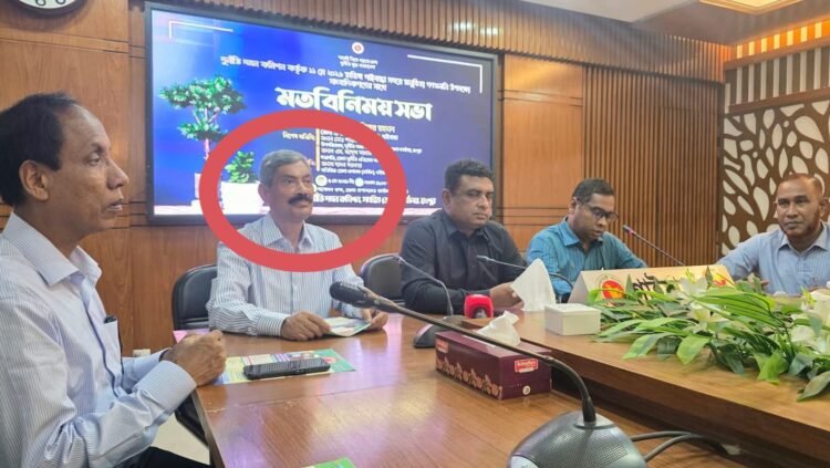 গাইবান্ধায় দুদকের দুর্নীতি প্রতিরোধ কমিটি নিয়ে তোলপাড় “দুর্নীতিবাজের হাতে দুর্নীতি প্রতিরোধ”—জনমনে আতঙ্ক, সচেতন মহল ও সাংবাদিকদের প্রতিবাদ