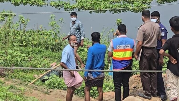 শীতলক্ষ্যা থেকে অজ্ঞাত যুবকের অর্ধগলিত মরদেহ উদ্ধার