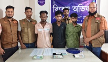 দক্ষিণ কেরানীগঞ্জে ডিবির অভিযানে ৩ পেশাদার জাল টাকা ব্যবসায়ী গ্রেফতার, উদ্ধার ১ লাখ ১০ হাজার টাকার জাল নোট
